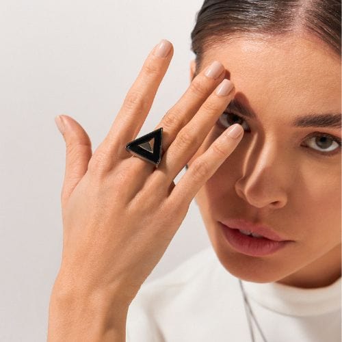 Anel Imperium - Obsidiana Negra Semijoias de luxo e design exclusivo
