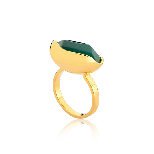 Da Coleção Renascer, o Anel Renascer Ágata Verde traduz o final do processo de autoconhecimento e o renascimento.