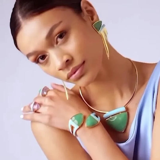 Brinco Tiye - Aventurina Semijoias de luxo e design exclusivo