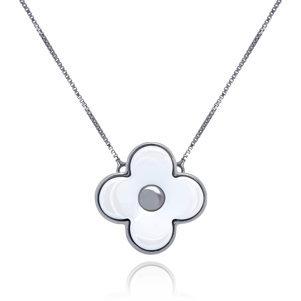 Colar Radiante - Porcelana Branca Perolizada Semijoias de luxo e design exclusivo