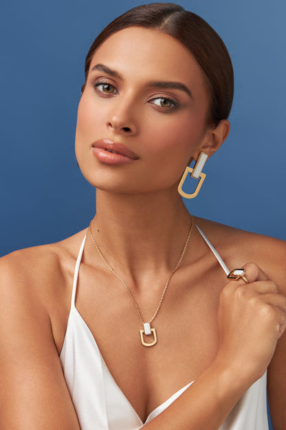 Colar Elos - Porcelana Branca | Semijoia Banhada a Ouro 18K
