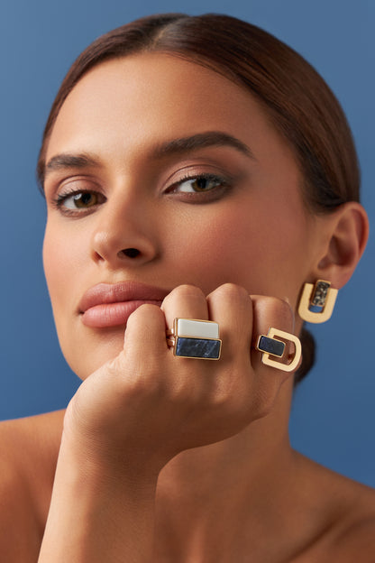 Anel Estrutura - Porcelana Branca | Semijoia Banhada a Ouro 18K