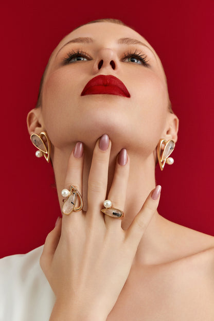 Anel União com Cristal Rutilado – detalhe em semijoia premium banhada a ouro 18k – Aimer Joias