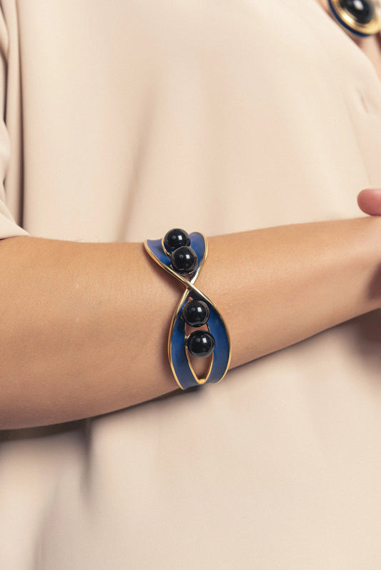 Bracelete Vínculo Esmaltado Azul Anil/Obsidiana Negra Liso Banhado a Ouro 