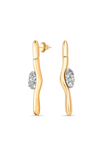 Brinco Movimento com Drusa Platina em Banho de Ouro 18K para iluminar, energizar e adicionar um toque de sofisticação ao seu dia.