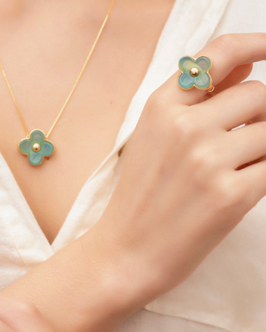 Anel Radiante - Ágata Azul Céu Anel