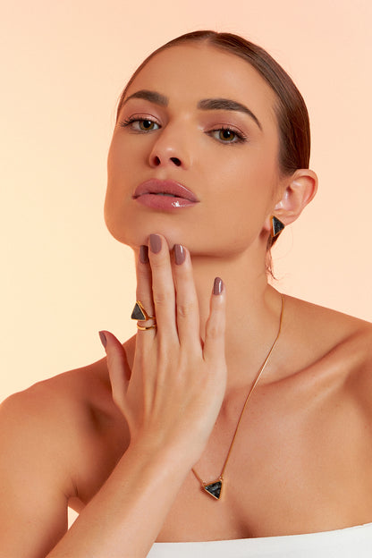 Anel Dynamís com Labradorita em Banho de Ouro 18K