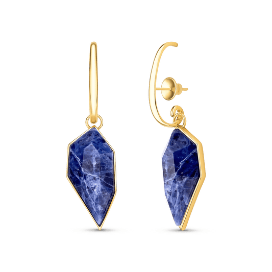 Brinco Impulso - Brincos pendentes com pedras naturais de Sodalita Azul em forma geométrica, banhados em ouro 18k.