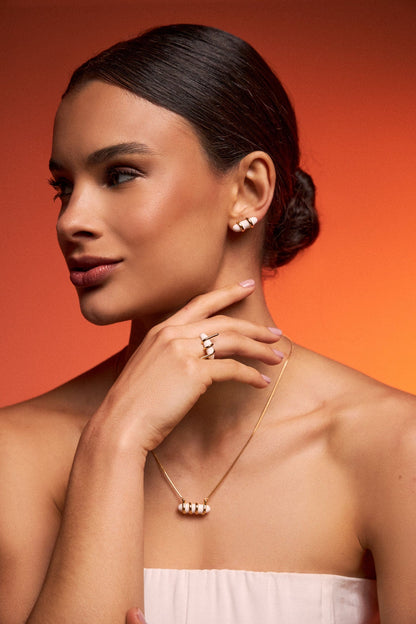 Brinco Trama - Esmaltação Branca Semijoias de luxo e design exclusivo