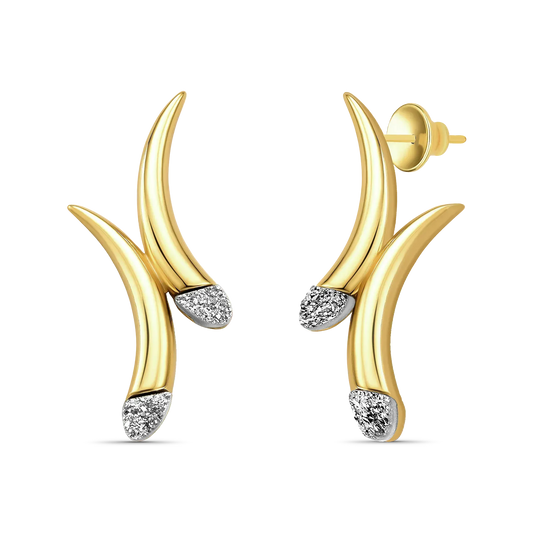 Use o Brinco Caminhos com Drusa Metalizada em Banho de Ouro 18K para um toque de brilho intenso e textura única, unindo estilo e simbologia.