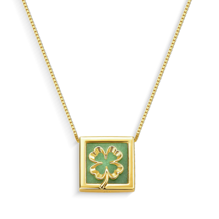 Com um design geométrico e equilibrado, o colar é produzido com Banho de Ouro 18K e possui um pingente com Ágata Verde. Use para a sorte na saúde no corpo que sustenta, na mente que acalma e na vida que pulsa. O verde vibrante da pedra natural é realçado pelo brilho do banho de ouro.