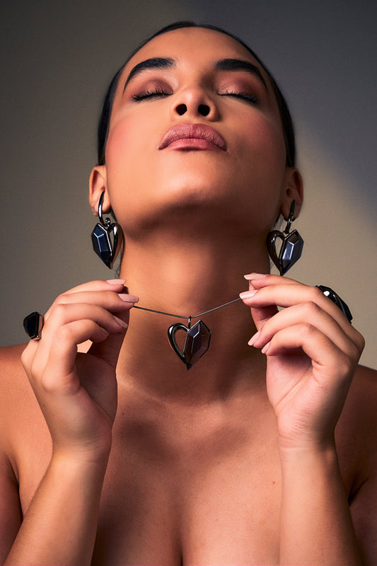 Colar Intensa - Quartzo Fumê Semijoias de luxo e design exclusivo