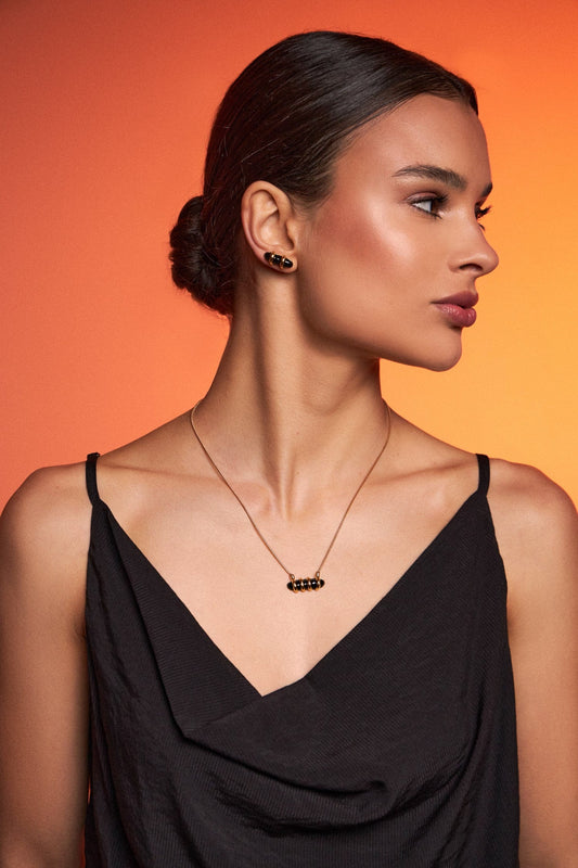 Colar Trama - Esmaltação Preta Semijoias de luxo e design exclusivo