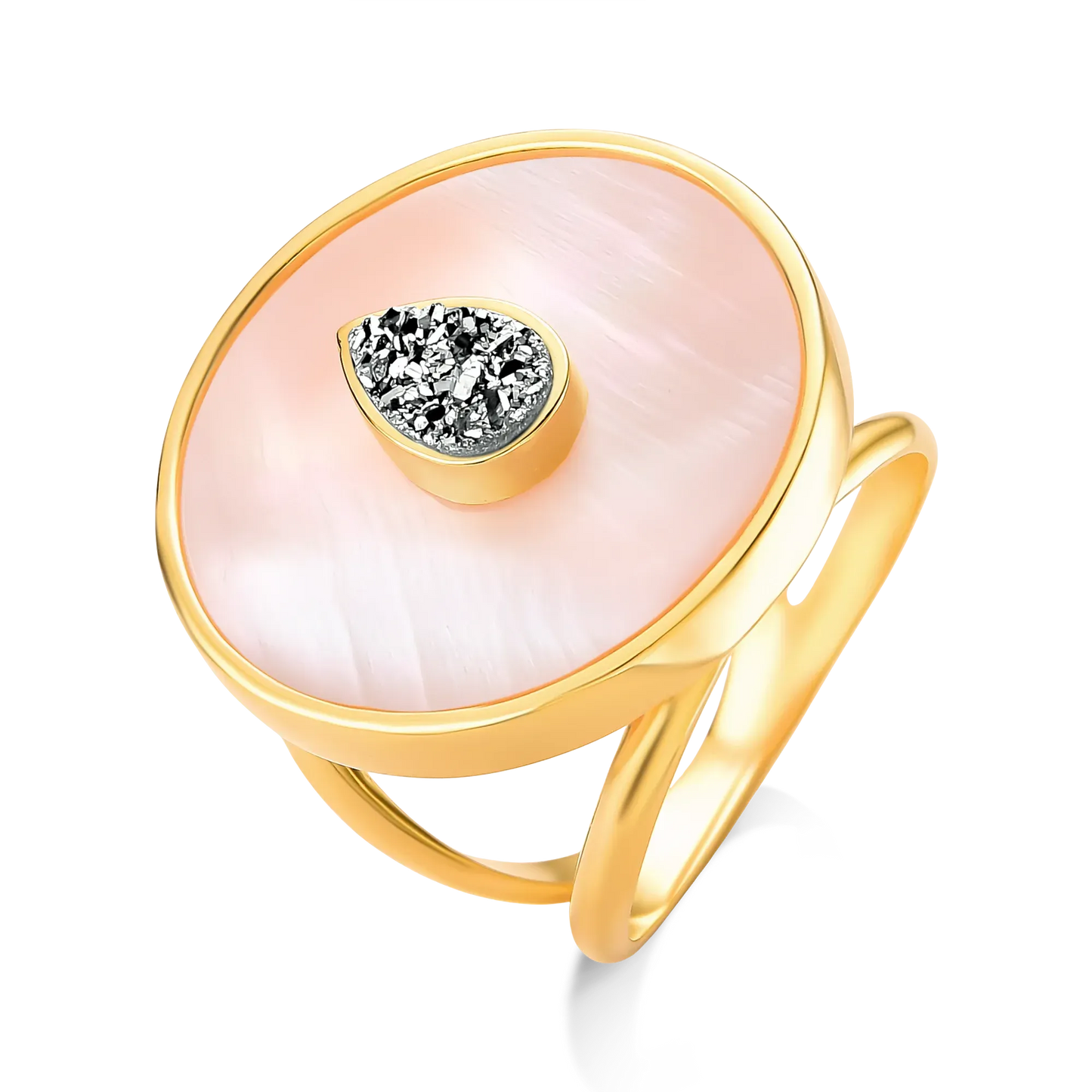 Use o Anel Transformação com Drusa Titânio e Madrepérola em Banho de Ouro 18K para renovar sua energia e fortalecer sua intuição.